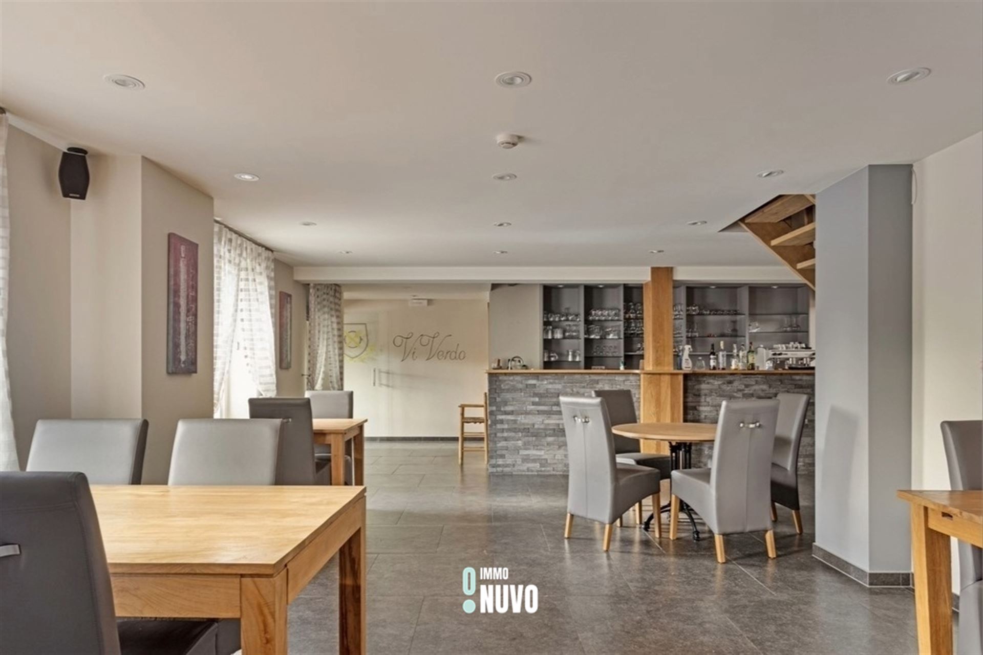 Polyvalent handelspand met woning op topligging  - foto 5