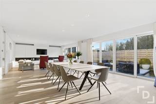 Moderne villa met hoge afwerkingsgraad nabij de A19!Deze kwalitatief afgewerkte woning is gelegen in het rustige Zillebeke. Met een...