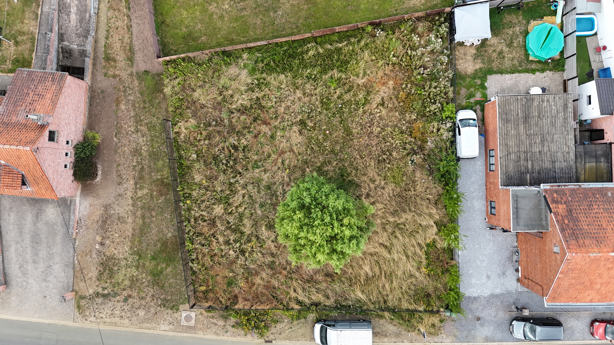 Bouwgrond voor open bebouwing op 636 m² in een rustige woonomgeving te Deurne (Diest) - foto 4