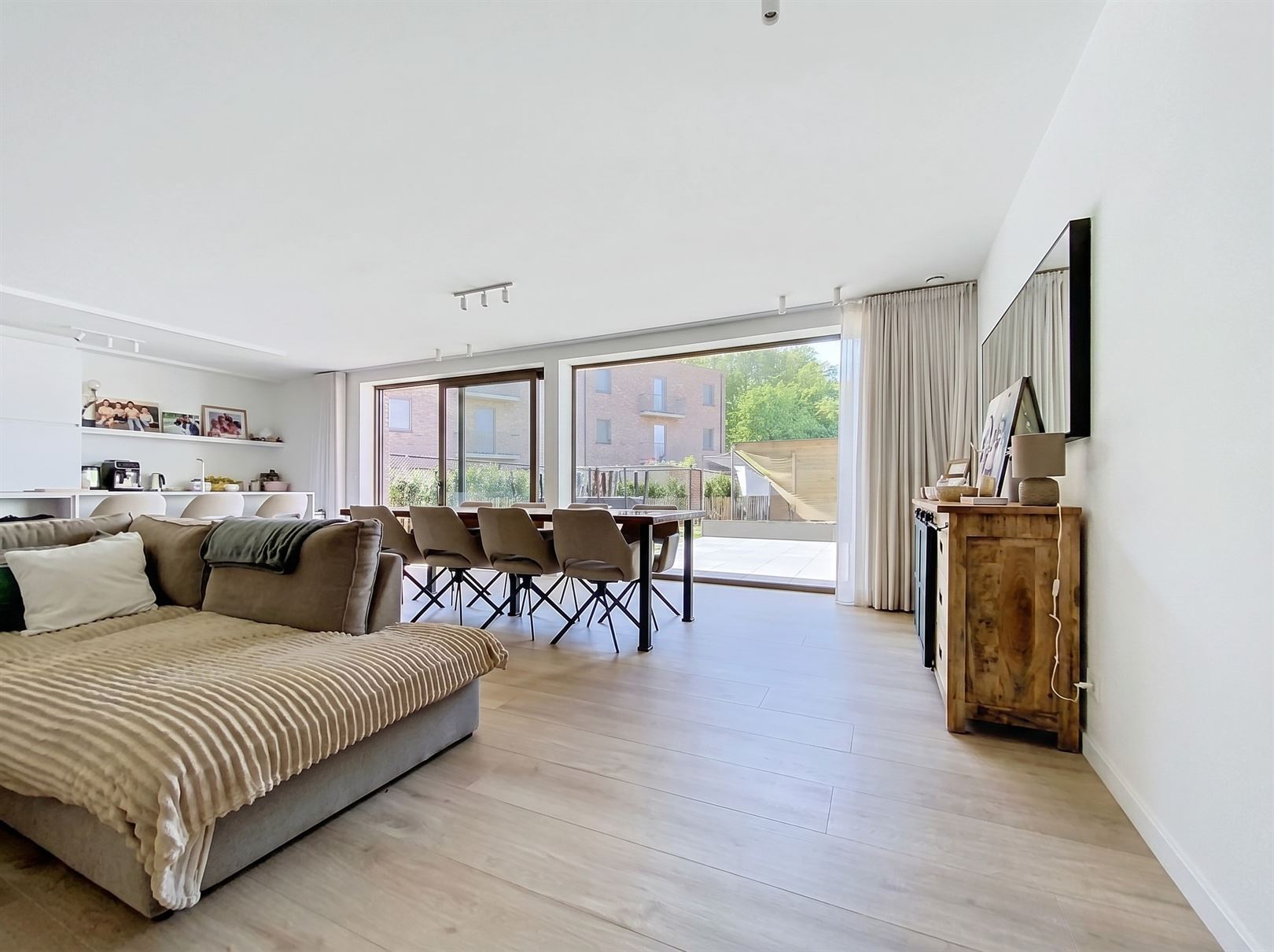 Apartment for rent in Brasschaat with 3 bedrooms - photo 2
