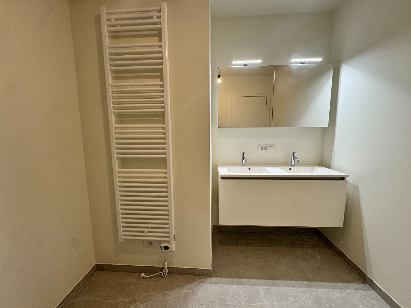 Apartment for sale in Wielsbeke with 3 bedrooms - photo 4
