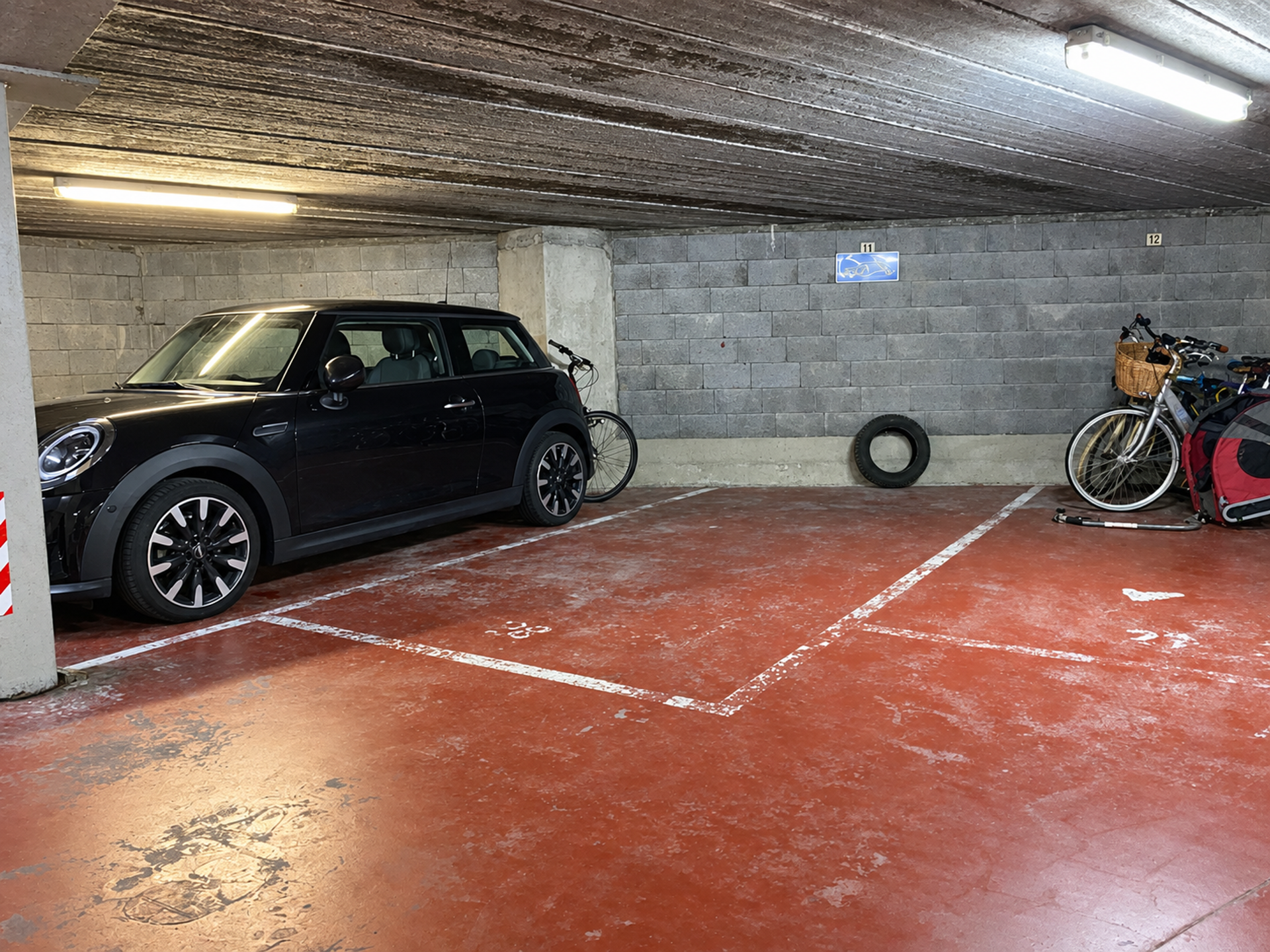 Autostaanplaats in het centrum van Knokke, nabij het Casino - foto 4