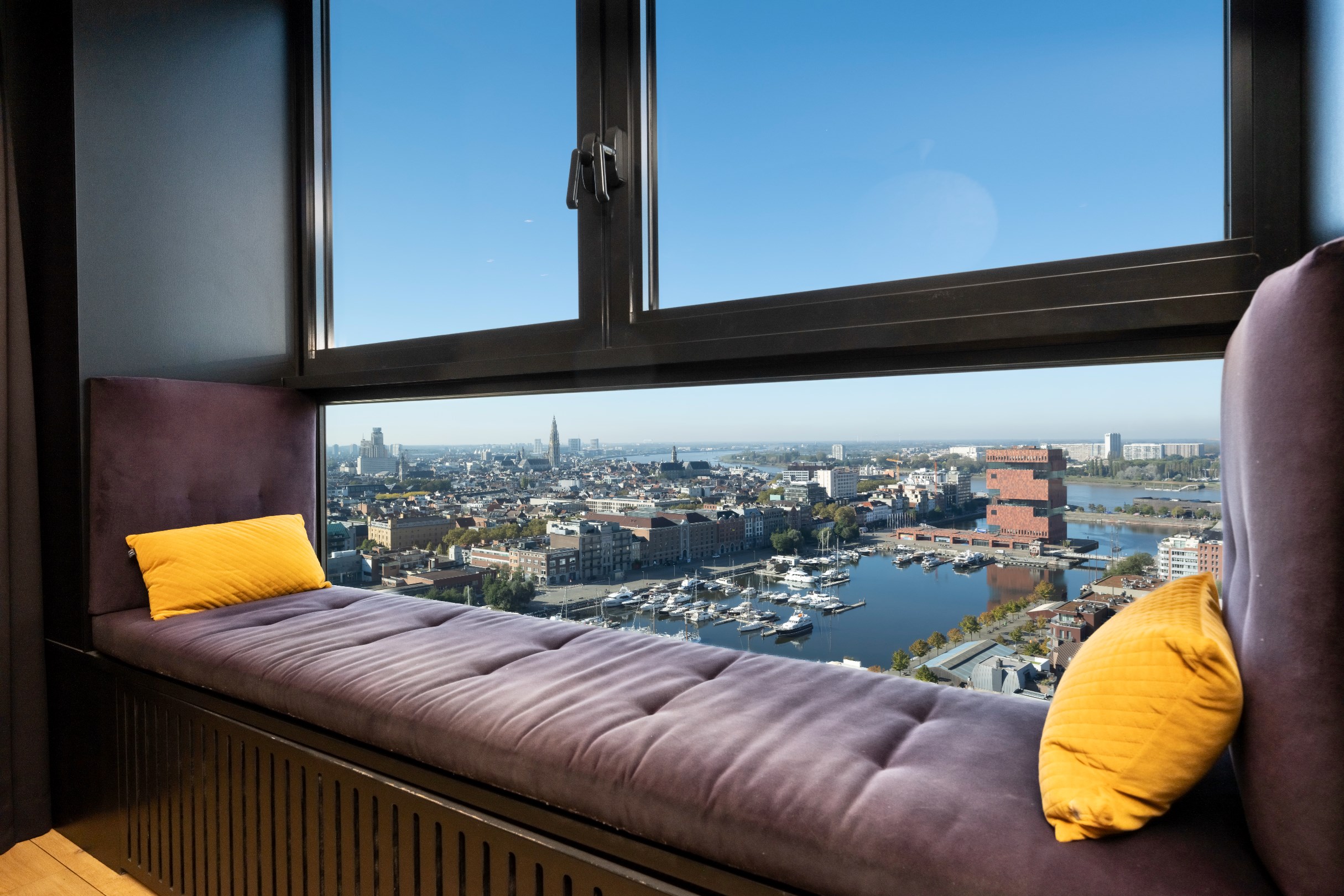 Penthouse met wellness en magnifieke skyline over het gegeerde Eilandje te Antwerpen - foto 3