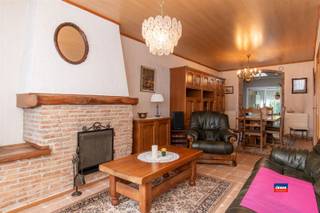 HOBOKEN | TO RENOVATE TERRACED HOUSE WITH THREE BEDROOMS AND VERY QUIET, COZY GARDEN| EPC E |Layout as follows: ground floor: entrance with stairs -...