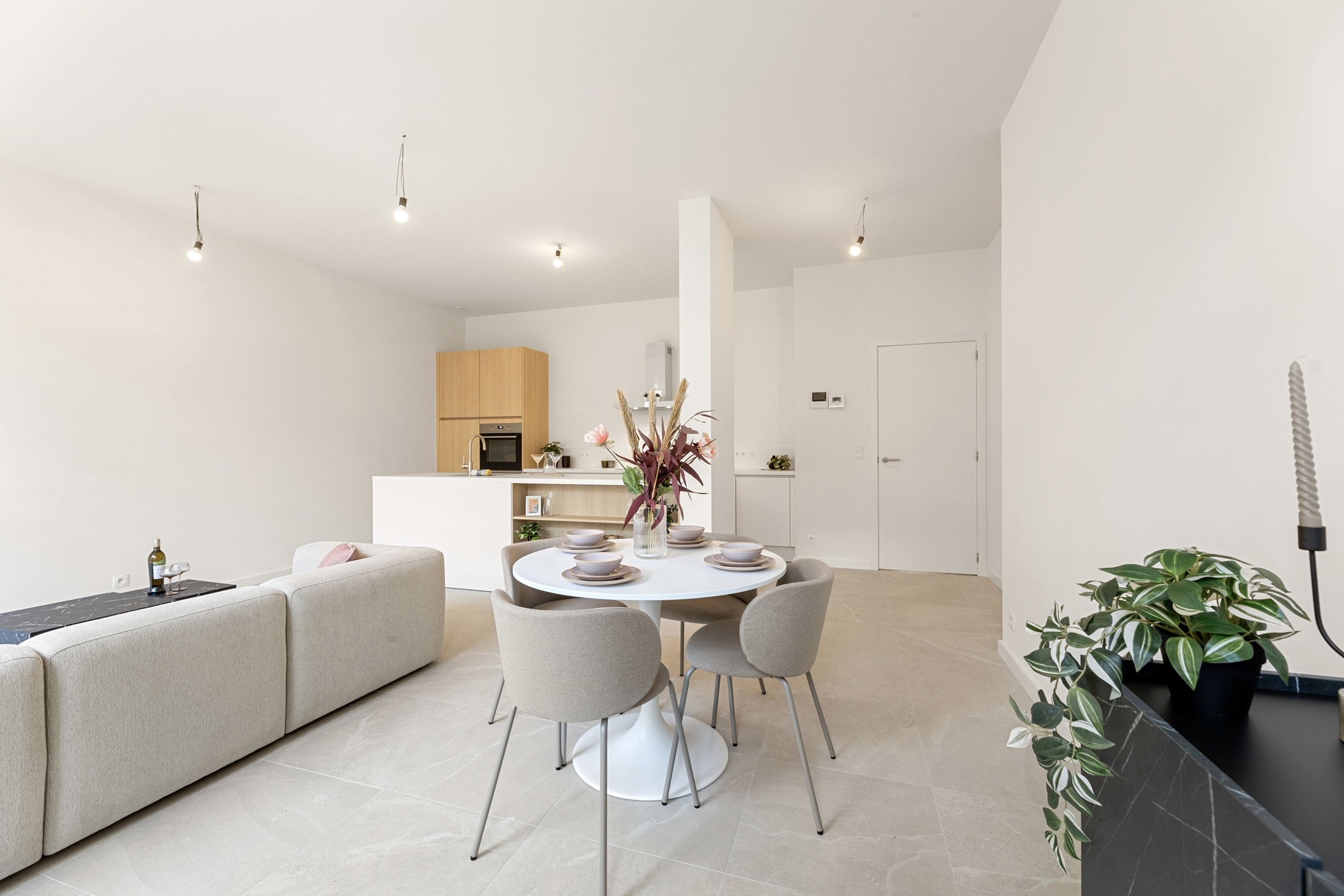 Leuk GV appartement met 3 SLK en TUINTJE! - foto 2