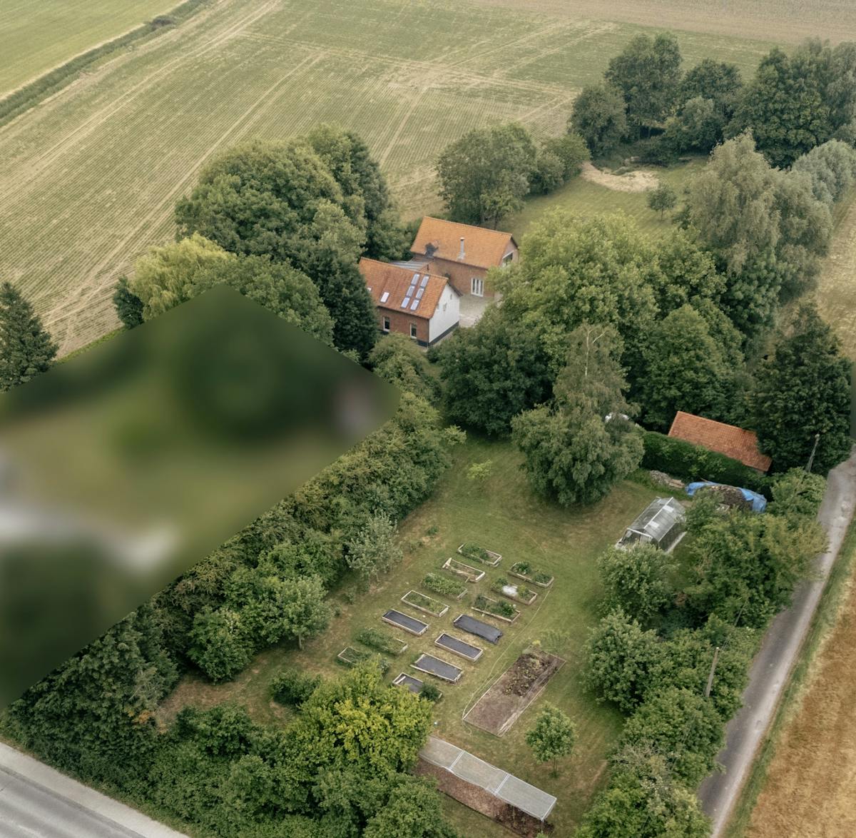 Exclusive country house on +/- 8000 m²: the perfect synthesis of peace, space and accessibility - photo 3