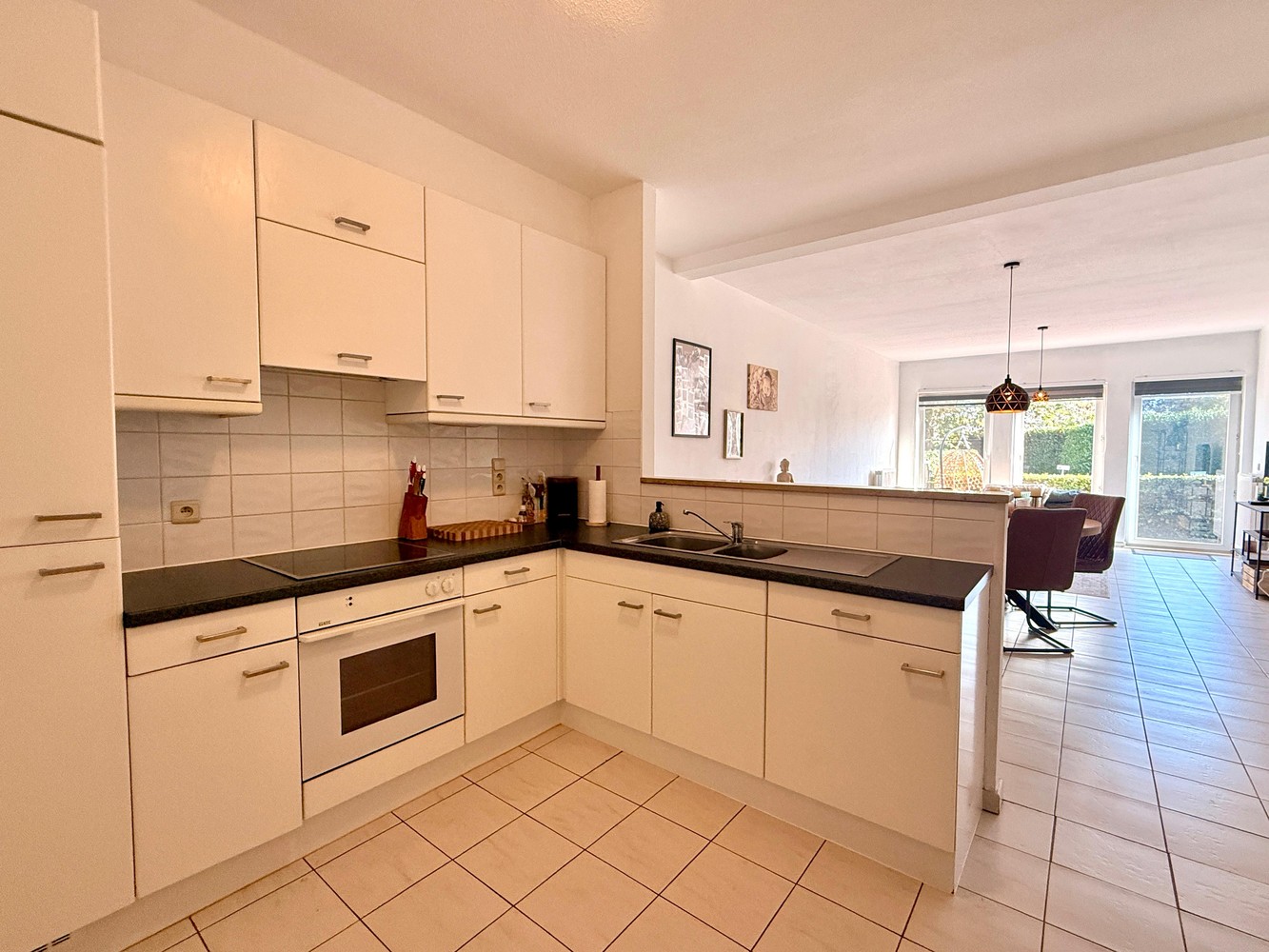 Instapklaar 1-slaapkamerappartement met zuidgericht terras in Veldwezelt, Lanaken. - foto 5