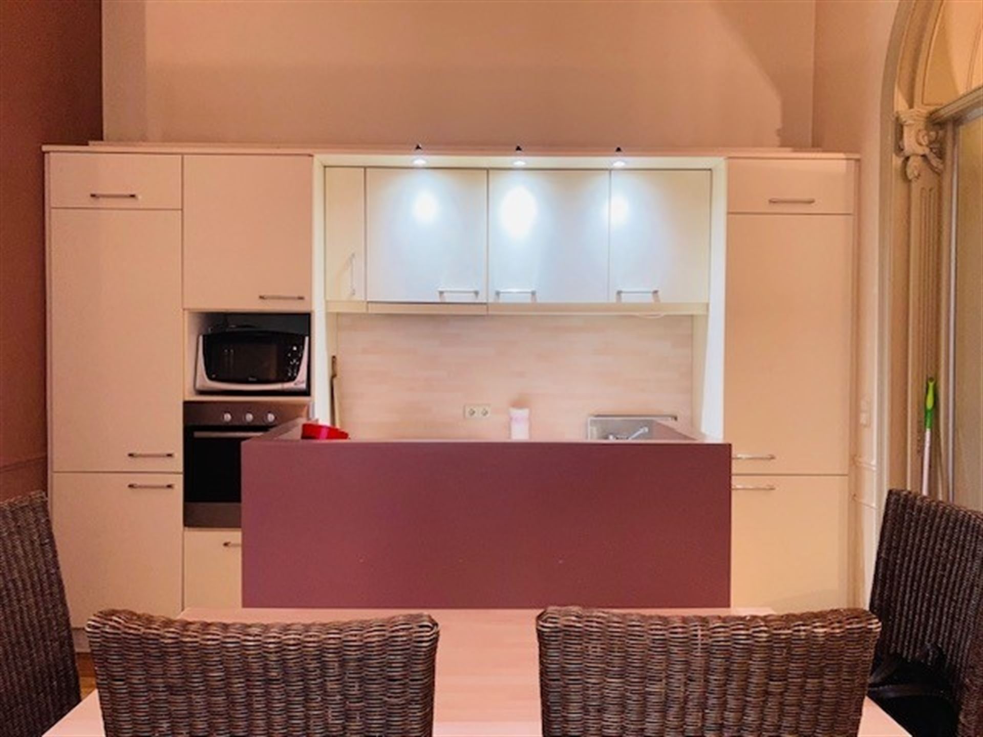 Bel appartement meublé 1CH - Quartier EU  - photo 5