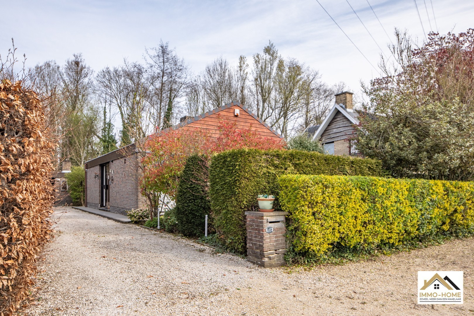 Charmante bungalow op topligging in woonwijk - foto 4