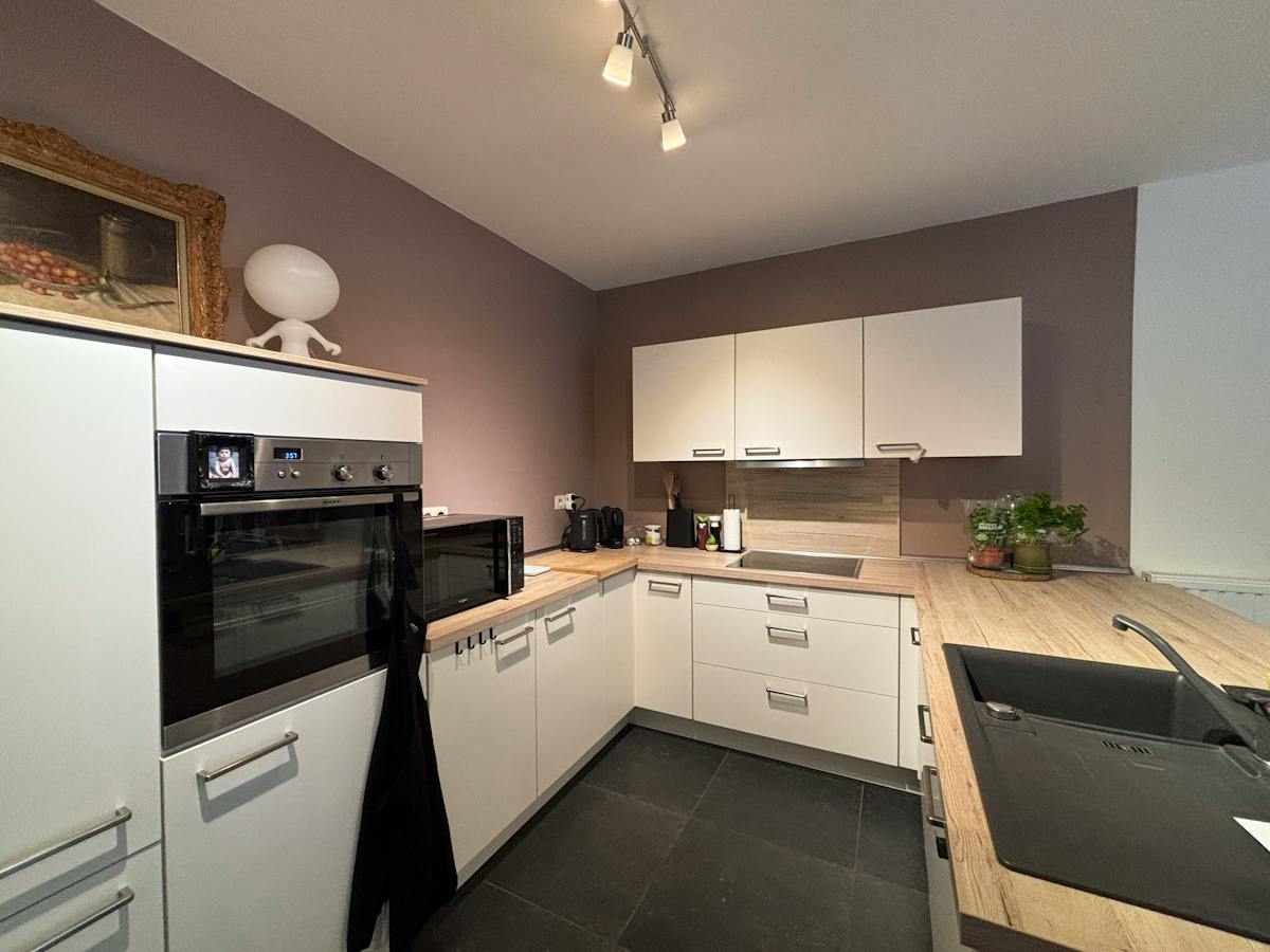 Tweeslaapkamer appartement te huur in het centrum van Hasselt, op wandelafstand van het Dusartplein. - foto 3