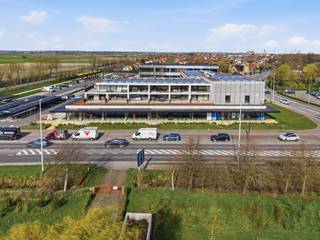 Commercial for rent in Veurne