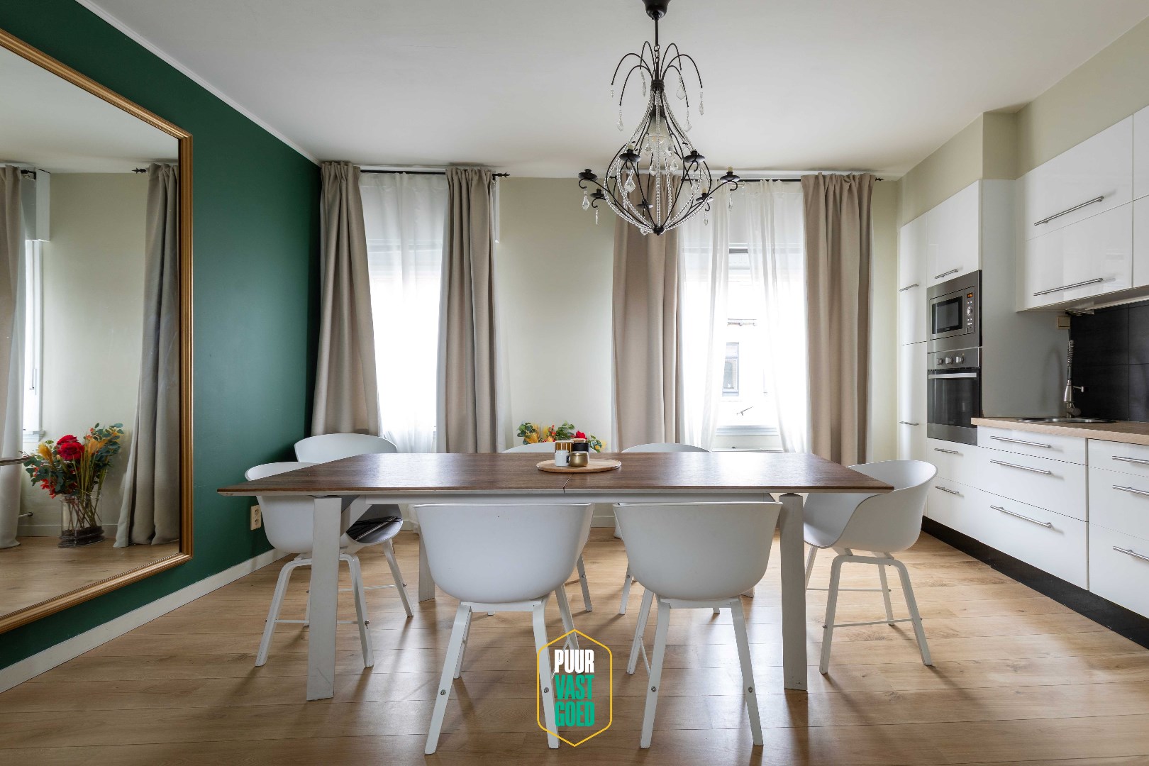 Buitengewoon potentieel in gerenoveerd pand in hartje Nieuwpoort - foto 1