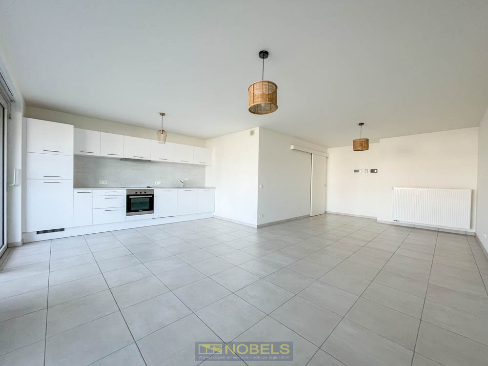 Te huur, energiezuinig, modern appartement in rustige omgeving te Ronse - foto 2