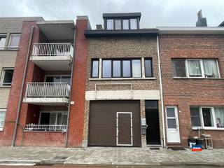 HOBOKEN | MAGAZIJN, ATELIER, WERKPLAATS OF STOCKAGERUIMTE OP EEN TOTALE GRONDOPPERVLAKTE VAN 67m² | EPC B | Multifuctionele ruimte met sanitair...