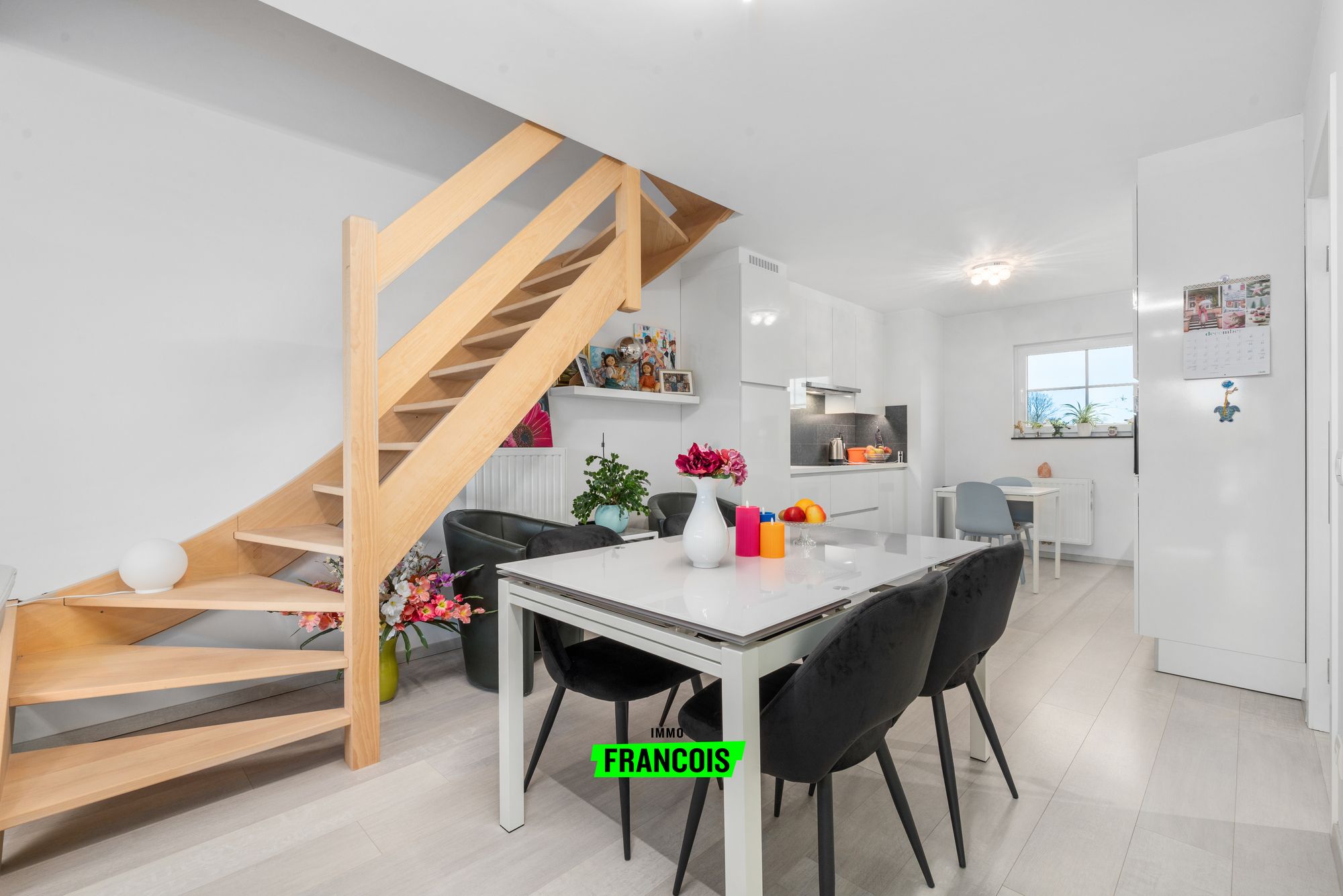 Modern en lichtrijk duplexappartement in recente residentie (2016) - foto 3