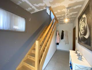 Op zoek naar een comfortabele en energiezuinige woning op een rustige locatie, maar toch vlak bij alle voorzieningen? Dan is deze...