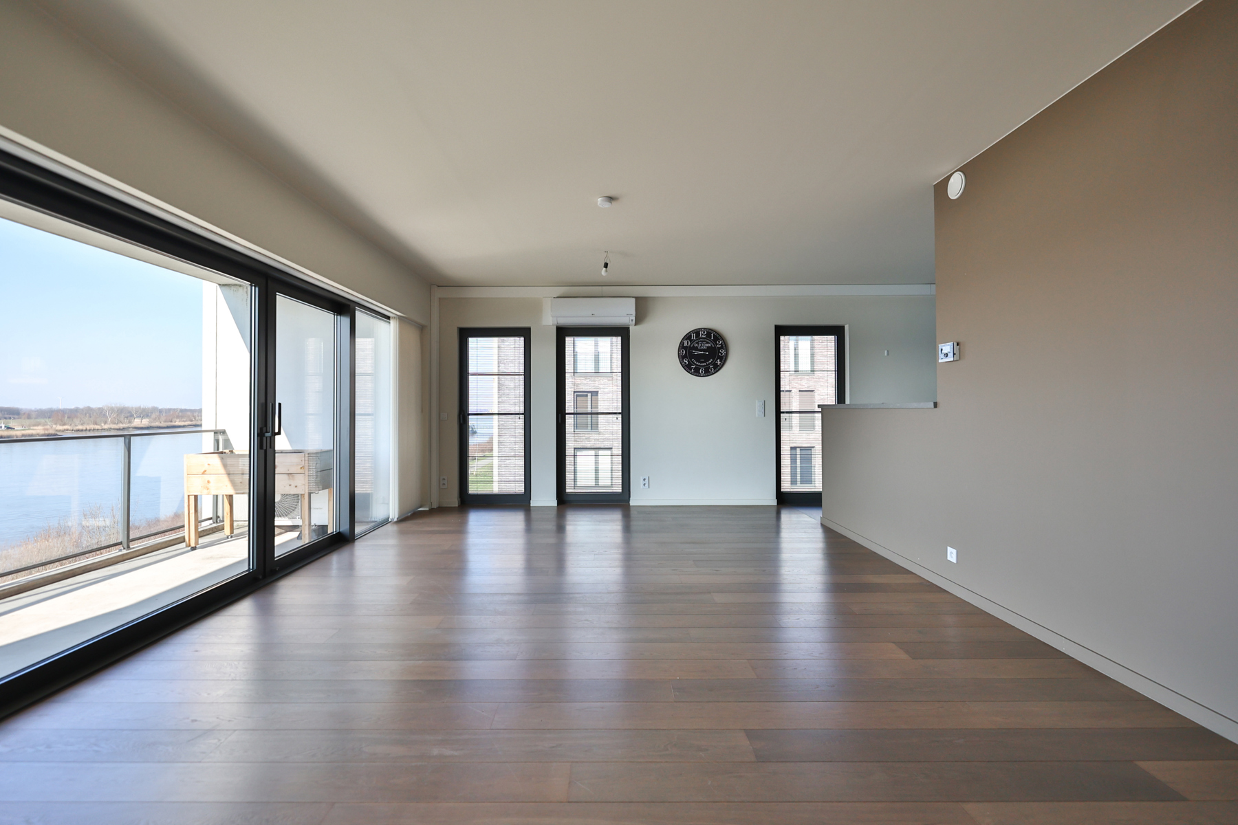 2 slaapkamer appartement met frontaal Scheldezicht!  - foto 3