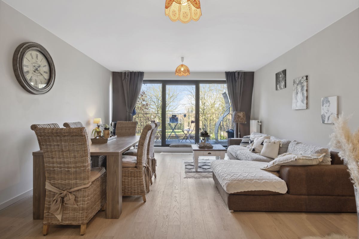 Élégant appartement de 2 chambres avec 2 places de parking - photo 3