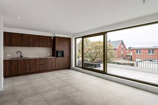 Dit prachtig, nieuwbouwappartement is gelegen in het bruisende Putte-Kapellen. Winkels, scholen en het openbaar vervoer zijn allemaal terug te...