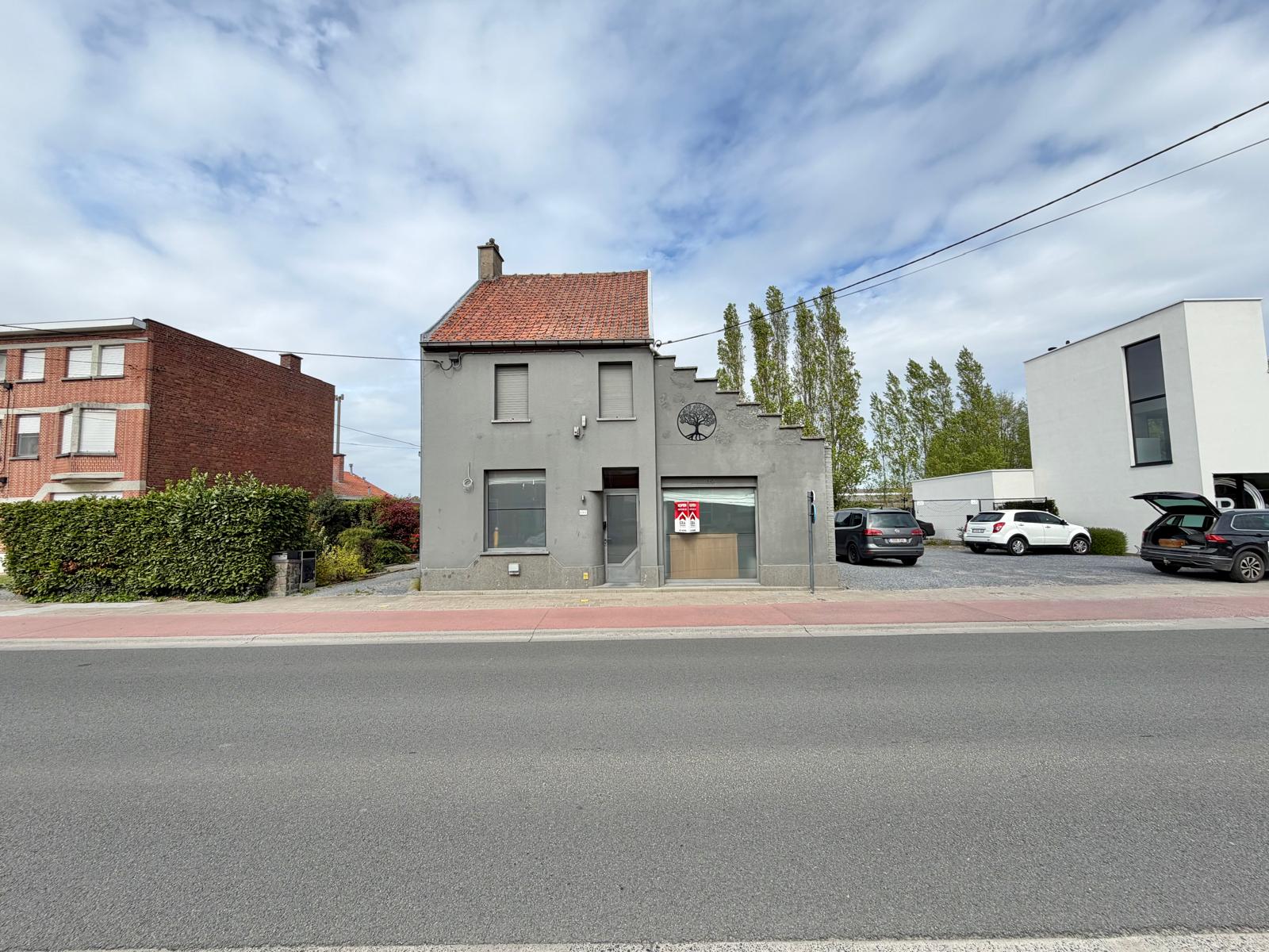 Commercial à vendre à Roulers