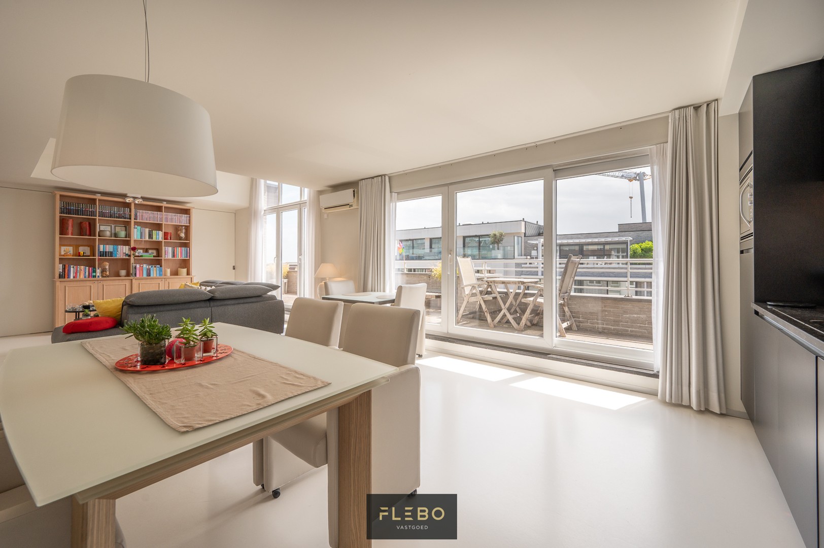 Lichtrijk penthouse met 2 slaapkamers en magnifiek terras! - foto 5