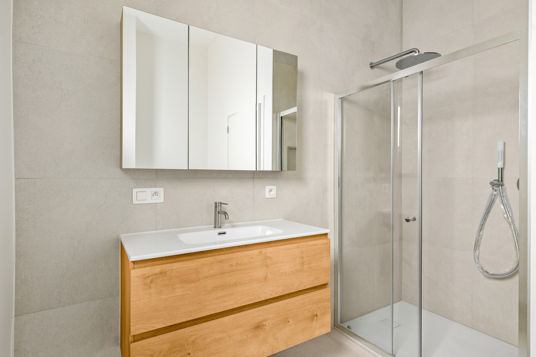 Gerenoveerd hoekappartement nabij Park Spoor Noord - foto 3