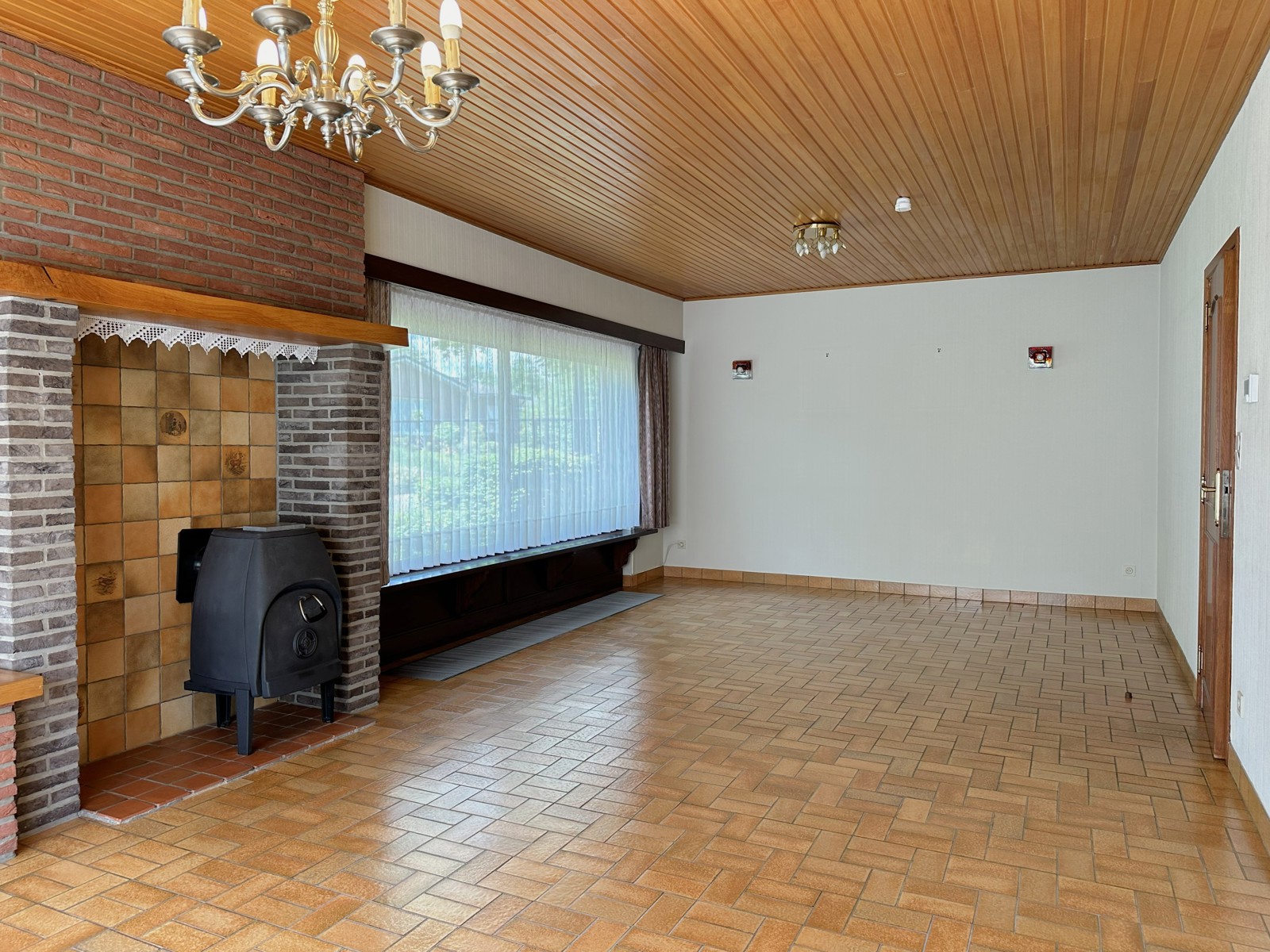 Vrijstaande woning met alle voorzieningen op het gelijkvloers! - foto 4