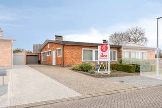 Bent u op zoek naar het gemak van gelijkvloers wonen zonder in te boeten op comfort? Deze goed onderhouden woning in Retie combineert rust met...