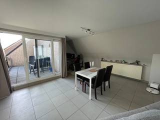 Bezoeken kunnen niet telefonisch ingepland worden, huurprofiel is verplicht:Klik op BEZOEK AANVRAGEN op onze website (www.immo-zone.be) en boek...