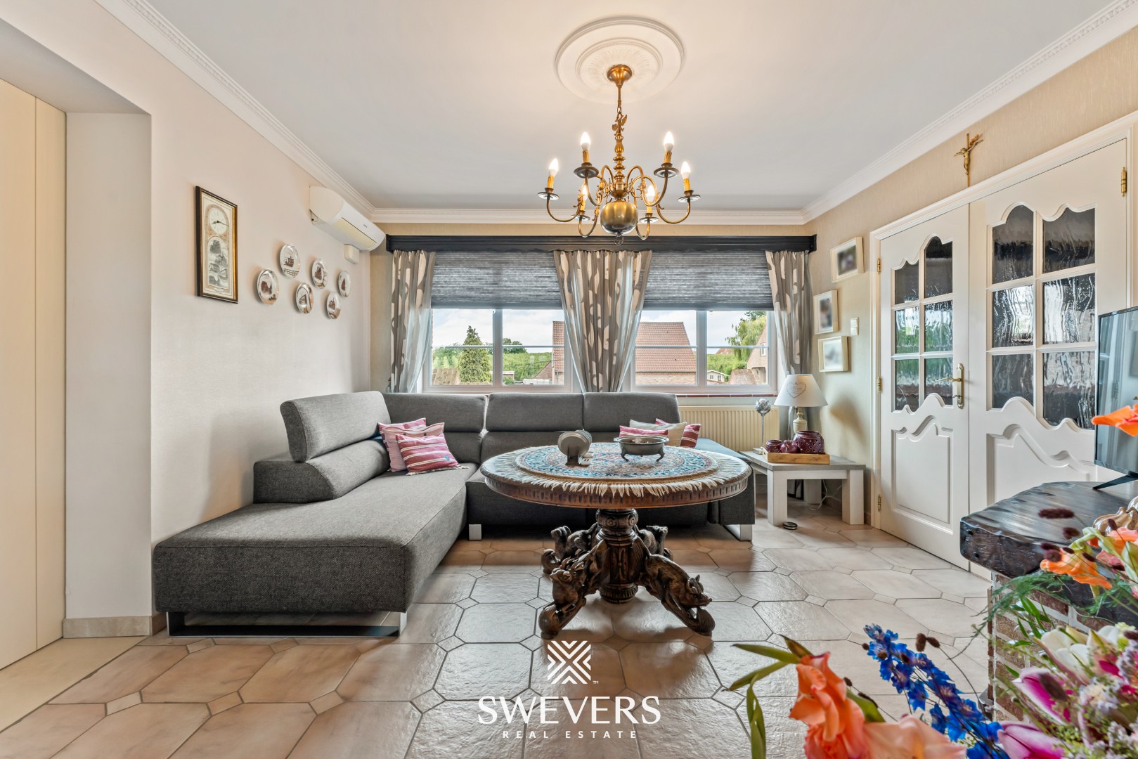 Instapklare gezinswoning met magazijn op ruim perceel - foto 3