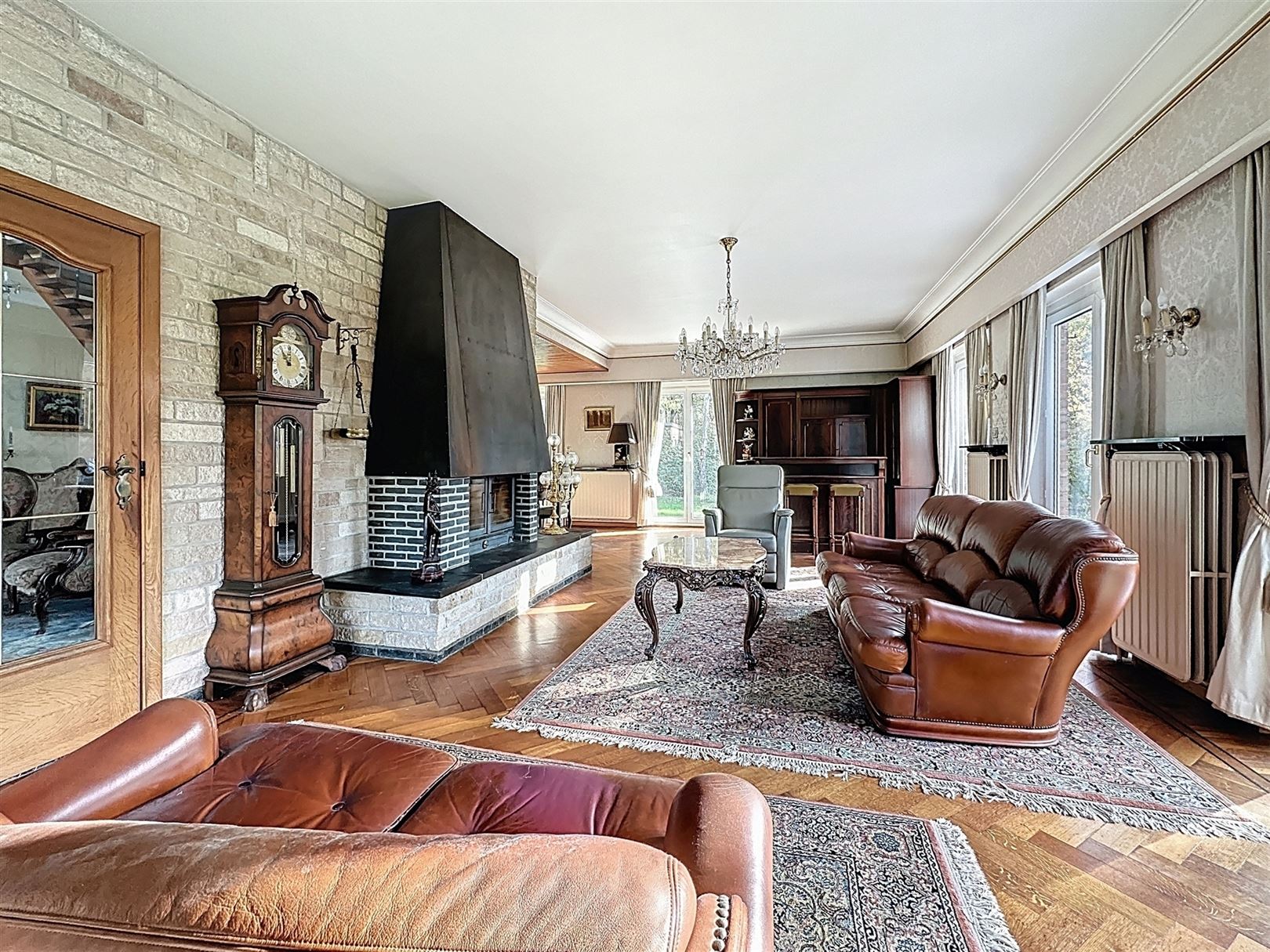 Karaktervolle villa met renovatiepotentieel - nabij centrum Maria-ter-Heide Brasschaat  - foto 3