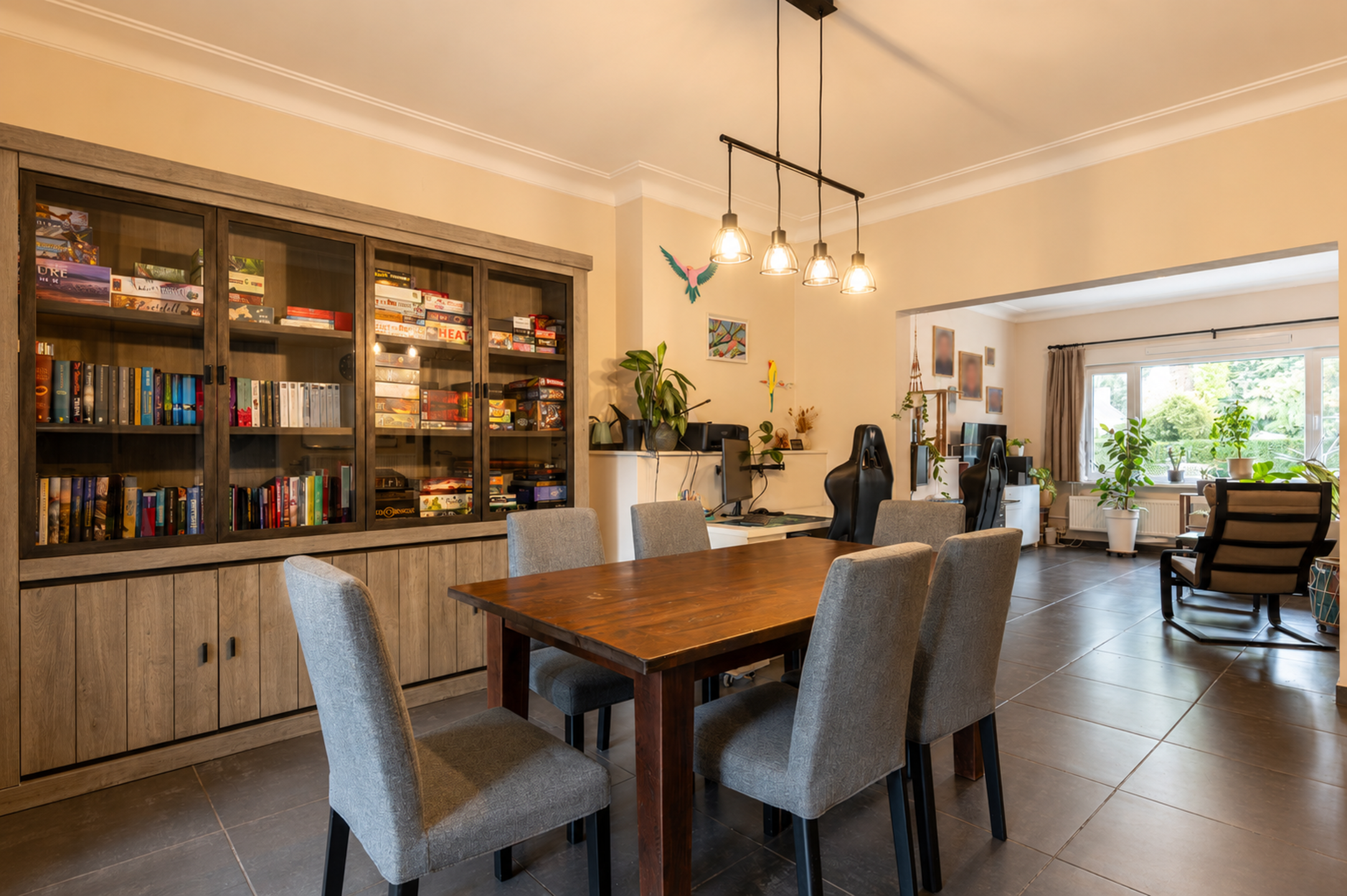 Gelijkvloers app. van ca. 110 m² met 2 slpks en staanplaats - foto 4