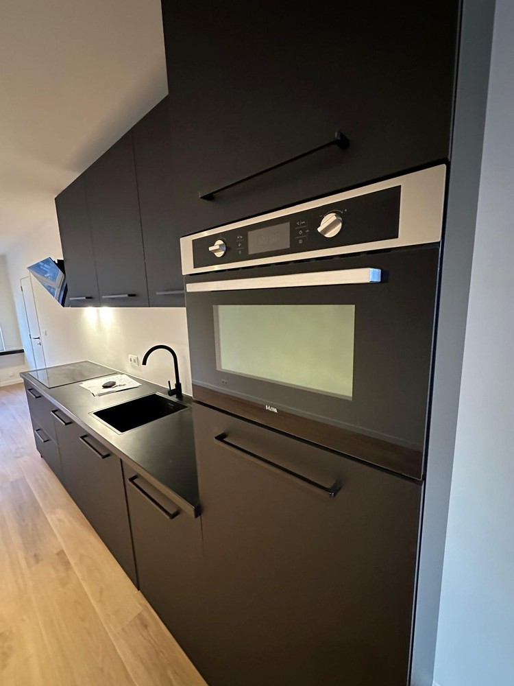 opbrengsteigendom met  2 appartementen en 3 garages - photo 5