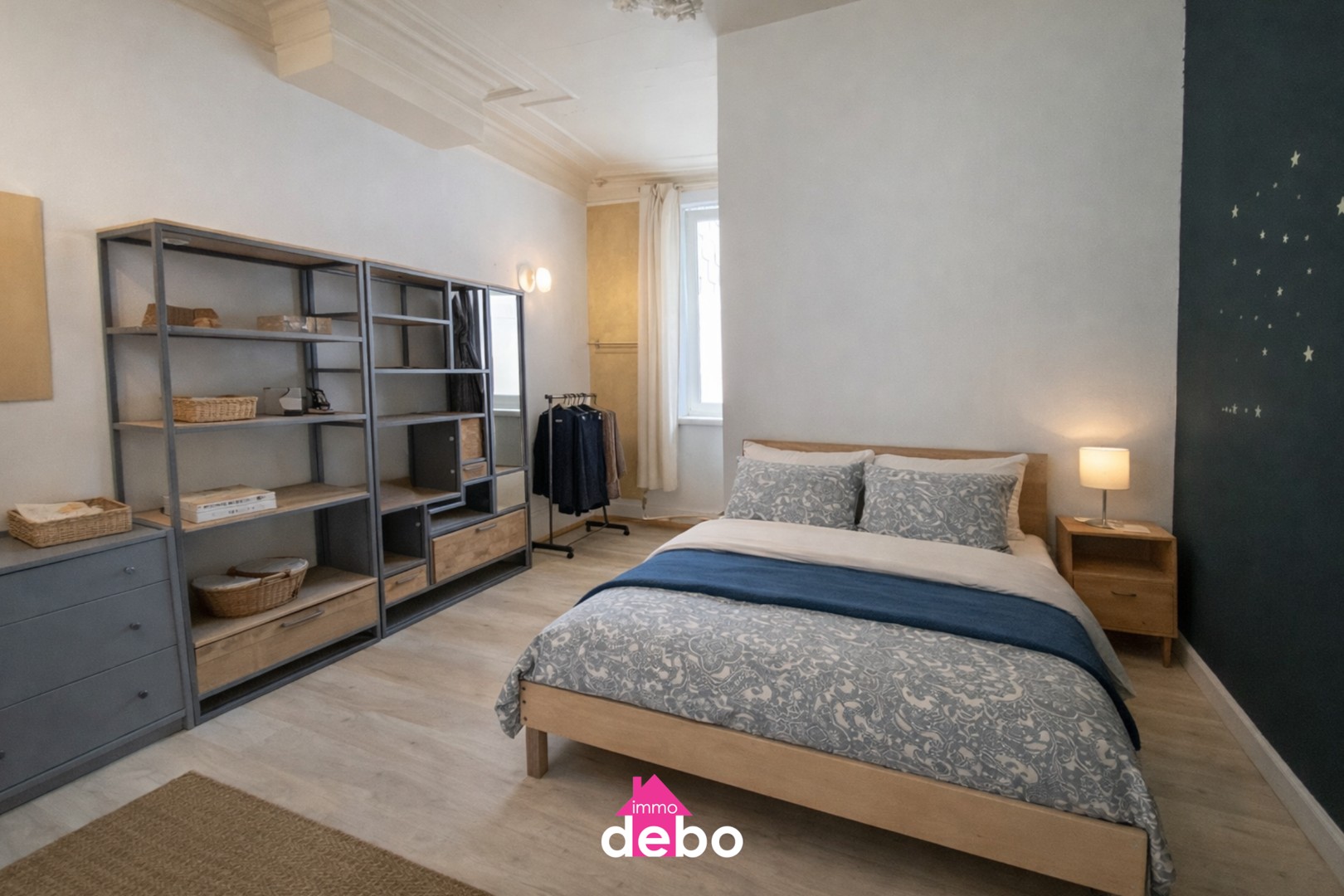 Ruim en lichtrijk 2-slaapkamerappartement op toplocatie, wandelafstand van de winkelstraten, horeca en het strand - foto 4