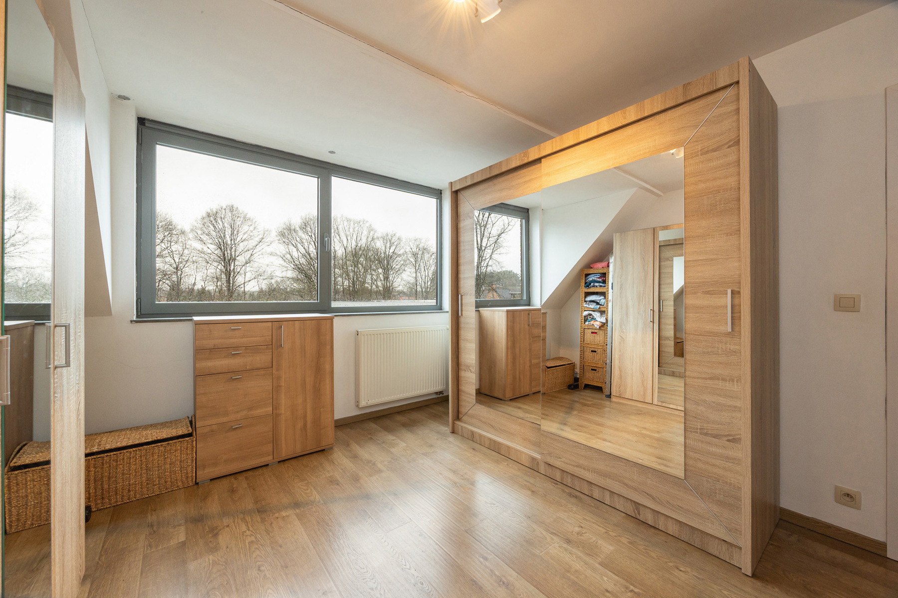 Prachtige duplex met zeer ruim terras en 4 slaapkamers - foto 4