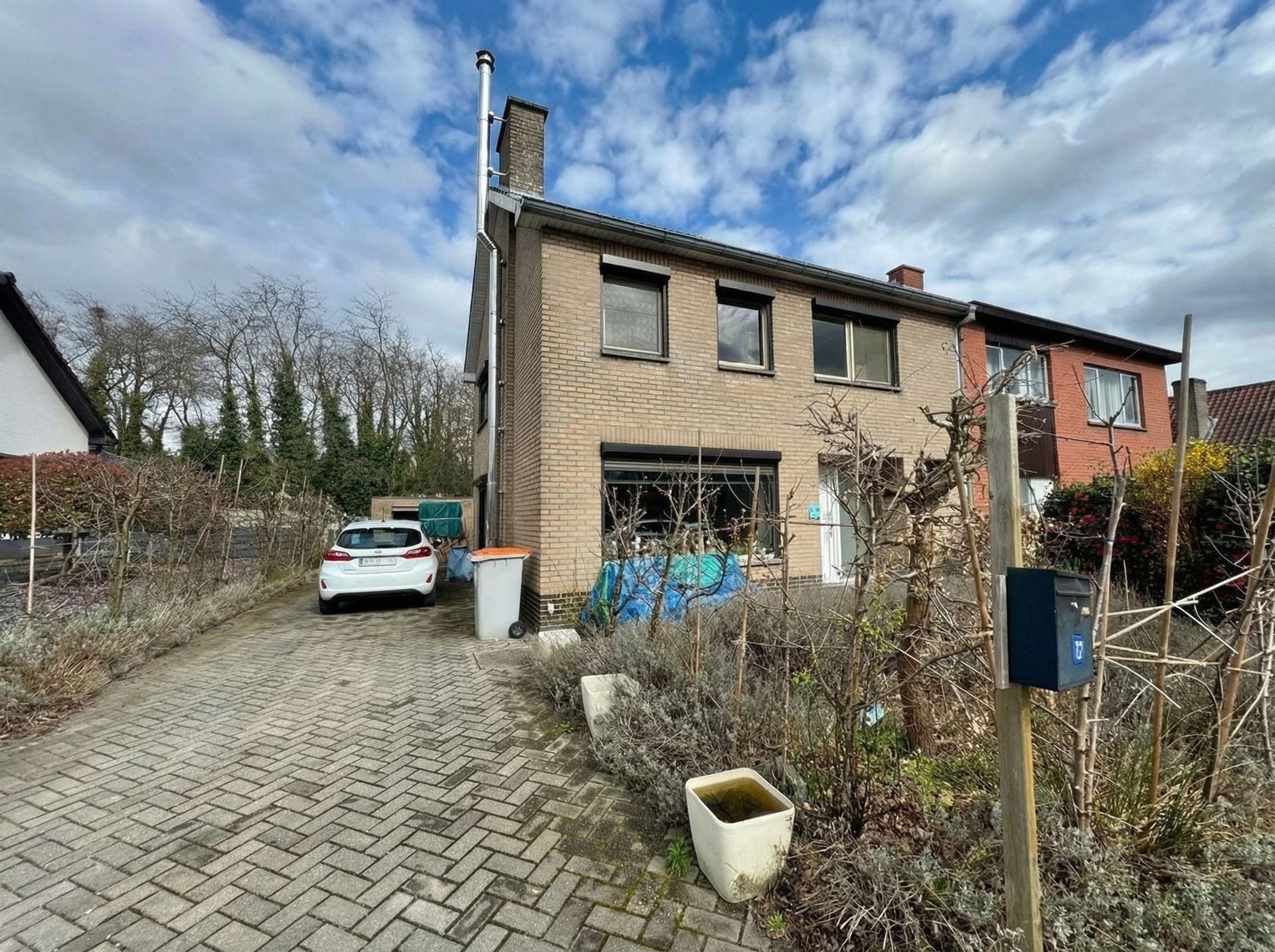 Maison à vendre à Maasmechelen avec 3 chambres - photo 2