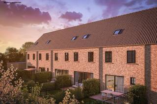 <p><span>Vous rêvez d'une maison où qualité, efficacité énergétique et confort se conjuguent ? Découvrez ce projet exclusif de 8 maisons neuves dans un lotissement de petite taille, sûr et accueillant pour les enfants.</span></p><p><span> </span></p><p><span>Chaque maison est un bijou architectural au charme intemporel, à l'agencement réfléchi et au jardin ensoleillé, dans un environnement verdoyant et calme, à l'écart de la circulation. Pourtant, vous êtes à proximité des écoles, des magasins, des transports en commun et des restaurants agréables.</span></p><p><span> </span></p><p><span>Les maisons disposent de 3 chambres spacieuses et d'un escalier fixe menant au deuxième étage, que vous pouvez entièrement aménager comme chambre supplémentaire, bureau, salle de loisirs ou salle de jeux. Dans la zone intérieure sans voiture, vous pouvez acheter des places de parking et un parking à vélos pratique, idéal pour les familles et les résidents actifs.</span></p><p><span> </span></p><p><span>Le confort et la durabilité sont essentiels : pompe à chaleur, chauffage par le sol, panneaux solaires, récupération des eaux de pluie et un niveau E exceptionnel <20 font de cette maison une maison à faible consommation d'énergie, orientée vers l'avenir.</span></p><p><span> </span></p><p><span>Financièrement très intéressant : vente dans le cadre de la loi Breyne avec un taux de TVA réduit de 6 % sur la part construction, et des droits d'enregistrement uniquement sur la part terrain.</span></p>