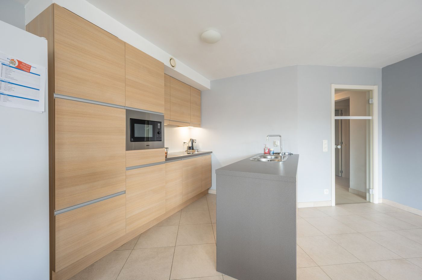 Lichtrijk appartement met 2 slaapkamers te Sint-Andries - foto 4