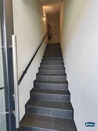 INSTAPKLAAR TRIPLEX-APPARTEMENT MET CHARME EN COMFORT OP TOPLOCATIE IN MAASMECHELENBent u op zoek naar een stijlvol, instapklaar appartement in het...