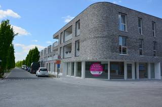 Op zoek naar een ondergrondse autostaanplaats in centrum Beveren?Deze autostaanplaats is gelegen in de ondergrondse garage van Residentie Velodroom,...