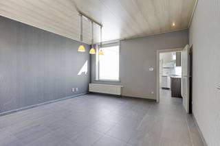 Deze charmante stadswoning met 3 slaapkamers en een gezellige stadskoer is ideaal gelegen in de Peterseliestraat in Brugge. Gelegen tussen...