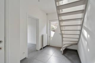 Op een gunstige locatie in Rotselaar vinden we deze mooie woning waar wonen en werken perfect hand in hand gaan. Dankzij...