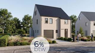 <strong>Wilgenhof, thuiskomen in het groene Huldenberg op een boogscheut van Leuven en Brussel</strong><br /><br /> Perceel van 11a 08ca.<br /> Hoogwaardige afwerking<br /> PRIJSVAST van 823.760,00 euro inclusief kosten; (Inbegrepen kosten zijn: notariskosten, grond, registratie rechten, architect, EPB, veiligheidscoördinator, <strong>6% BTW</strong>)<br /><br />Project Wilgenhof in hartje Huldenberg biedt heel wat mogelijkheden om jouw nieuwbouwwoning te realiseren. Hou je van vroege ochtenden waar de mist nog over de velden hangt? Of geniet je meer van lange zomeravonden met een glas wijn in de tuin? Misschien breng je liever weekends door met wandelingen in het Meerdaalwoud of proef je van de rijke oogst uit de Druivenstreek. Een ding is zeker: in Huldenberg zal je sowieso thuis voelen. <br /><br />Deze landelijke open-bebouwing is te koop. Deze wordt gebouwd inclusief zonnepanelen en warmtepomp met BEN-certificaat (bijna energie neutraal). Eenvoudige lijnen, grote raampartijen en gevelstenen in lichte tinten typeren deze statische woning. Het is een goed gelegen 3-slaapkamer woning met heel wat ruimte en wooncomfort. <em>Je kan dit ontwerp nog aanpassen in samenspraak met onze architect.</em> <br /><br />Indeling:
<ul>
<li>Gelijkvloers: garage, inkom, toilet, leefruimte, eetkamer met open keuken en bergruimte.</li>
<li>Eerste verdieping: 3 zeer ruime slaapkamers, dressing, toilet en badkamer</li>
<li>Zolder (+ € 28.500,- excl btw afgewerkt) : techn. ruimte, logeerkamer en badkamer </li>
<li>Fietsstalling</li>
</ul>
<ul>
</ul>
ℹ️ Wens je meer informatie of een afspraak? Bel ons dan nu op het nummer 011 45 82 30<br />💻 Meer projecten? Surf naar www.splendid.be. Samen maken we jouw woondroom waar.