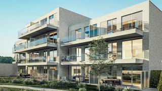 Ontdek <strong>Residentie Moulart</strong>, een uniek nieuwbouwproject bestaande uit 77 eigentijdse appartementen en 4 commerciële ruimtes verspreid over 5 verschillende gebouwen. <br /><br />De appartementen zijn ontworpen met oog voor de toekomst. Dankzij energie neutrale technieken (<strong>BEN20</strong>) woont u duurzaam en comfortabel. Denk aan vloerverwarming, een privatieve warmtepomp aangedreven door zonnepanelen en hoogwaardige isolatie doorheen het hele gebouw. Elk appartement biedt een open leefruimte, 1, 2 of 3 slaapkamers, badkamer met apart toilet een bergruimte en een ruim terras waar u kunt genieten van de buitenlucht. <br /><br /><strong>Troeven:</strong><br />- E-peil 20 of lager<br />- Privatieve zonnepanelen<br />- Lucht-water warmtepomp (vloerverwarming & koeling)<br />- Ventilatiesysteem type D <br />- Hoogwaardige isolatie <br />- Eerste vijf jaar vrijgesteld van kadastraal inkomen<br />- 6% btw mogelijk<br />- Ondergrondse staanplaatsen voor auto en fiets <br />- Privatieve kelderberging<br />- Afwerking op maat<br /><br />Gelegen op slechts 250 meter van de markt van Geel, heeft u alles wat u nodig heeft binnen handbereik – winkels, restaurants, openbaar vervoer, scholen en meer.<br /><br /><strong>Prijsinformatie:</strong><br />De geadverteerde prijs is <strong>exclusief</strong>: 21% btw, staanplaats, kelderberging, fietsenstalling, aansluitingskosten, notariskosten en registratierechten op het grondaandeel. Onderaan bij het <strong>financieel luik</strong> kan u meer informatie terugvinden over de <strong>totaalprijs</strong> en het voordeeltarief van <strong>6% btw</strong>.<br /><strong><br />INFO MOMENT</strong>: elke woensdag tussen 16u en 18u, welkom zonder afspraak op ons kantoor, Geel Pas 96A. Past woensdag niet voor u? Maak dan gerust een afspraak voor een ander moment.<br />Wenst u meer informatie of een persoonlijk gesprek? Neem dan contact op via <strong>info@immovl.be</strong> of bel ons op <strong>014 58 02 08</strong>.