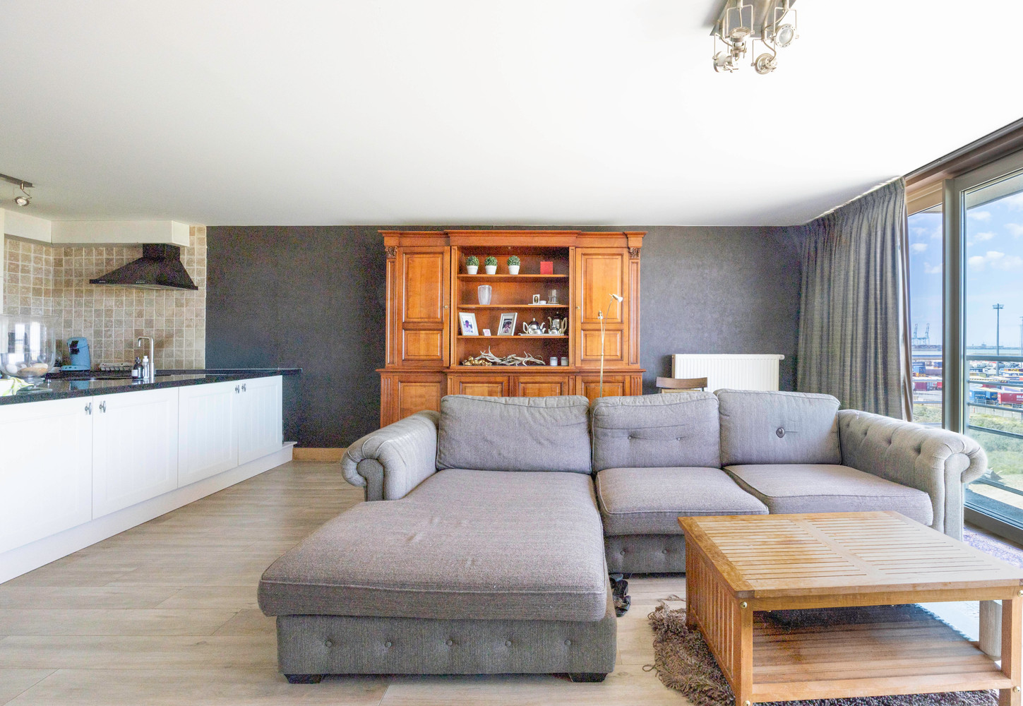 Ruim appartement met prachtig zeezicht - foto 3