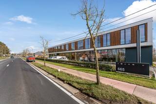 Commercial for rent in Putte