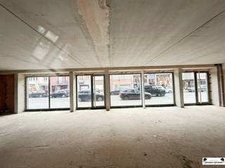 Commercial ground floor in the center of BrasschaatAre you looking for a strategically located commercial space for your office, practice or...