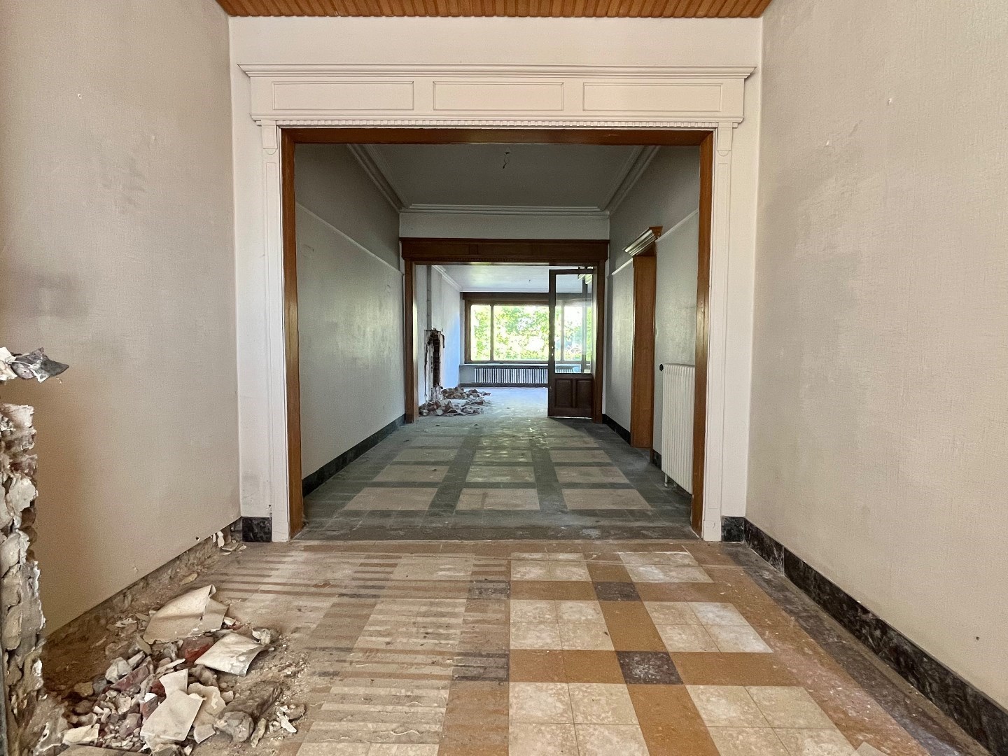 Authentieke woning met tuin en garage in het rustige Ooigem - foto 2