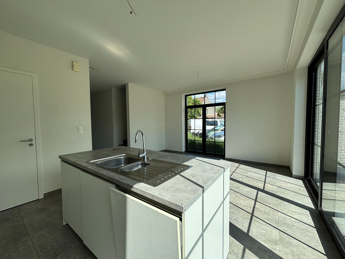 Rustig gelegen woning met 3 slaapkamers en parkeerplaats - photo 5