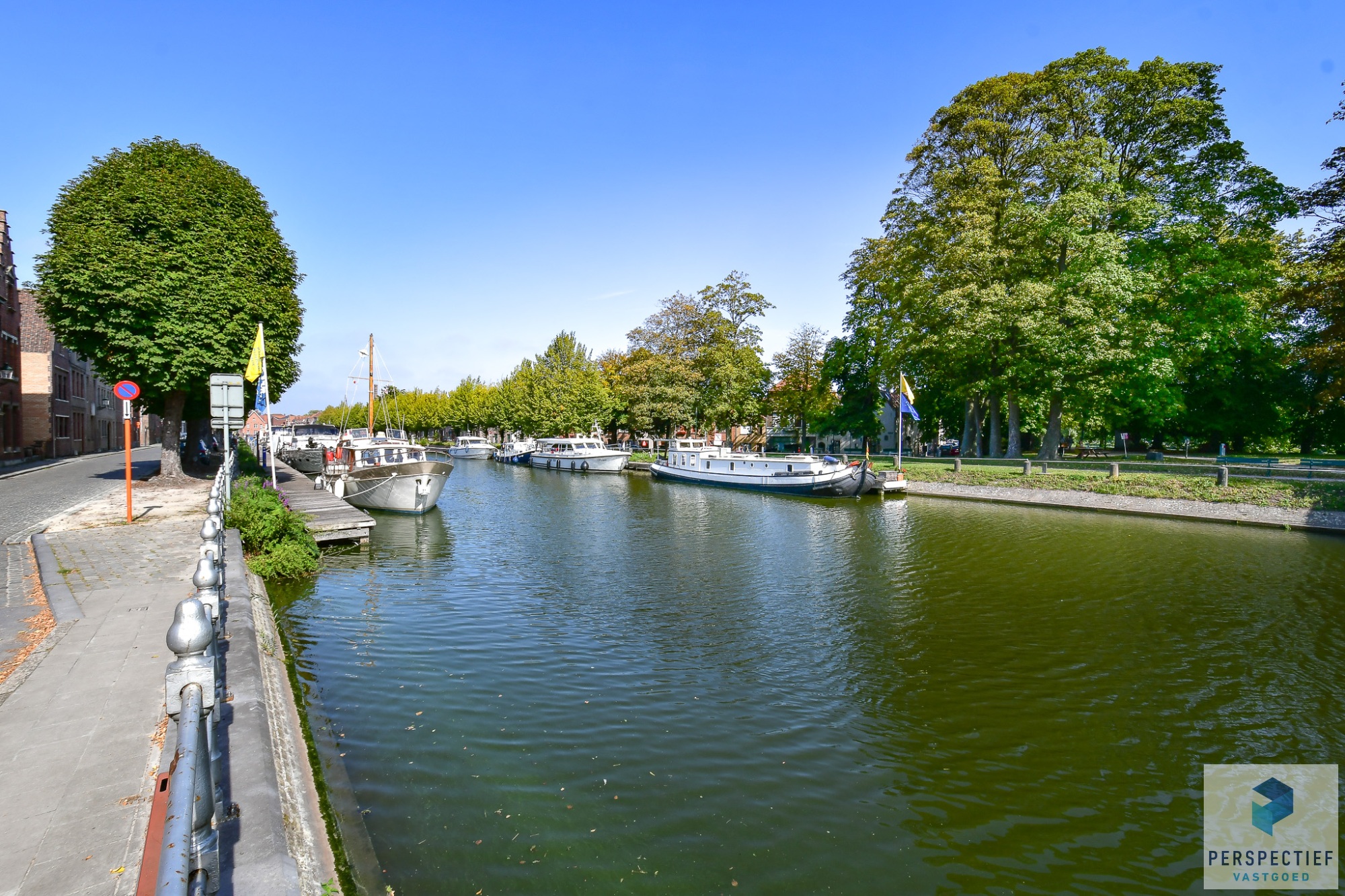 BEZOEKMOMENT VRIJDAG 13/02 VAN 16U30 TOT 18U | Hoogwaardig gerenoveerde stadswoning met prachtig zicht op de Coupure haven - foto 4